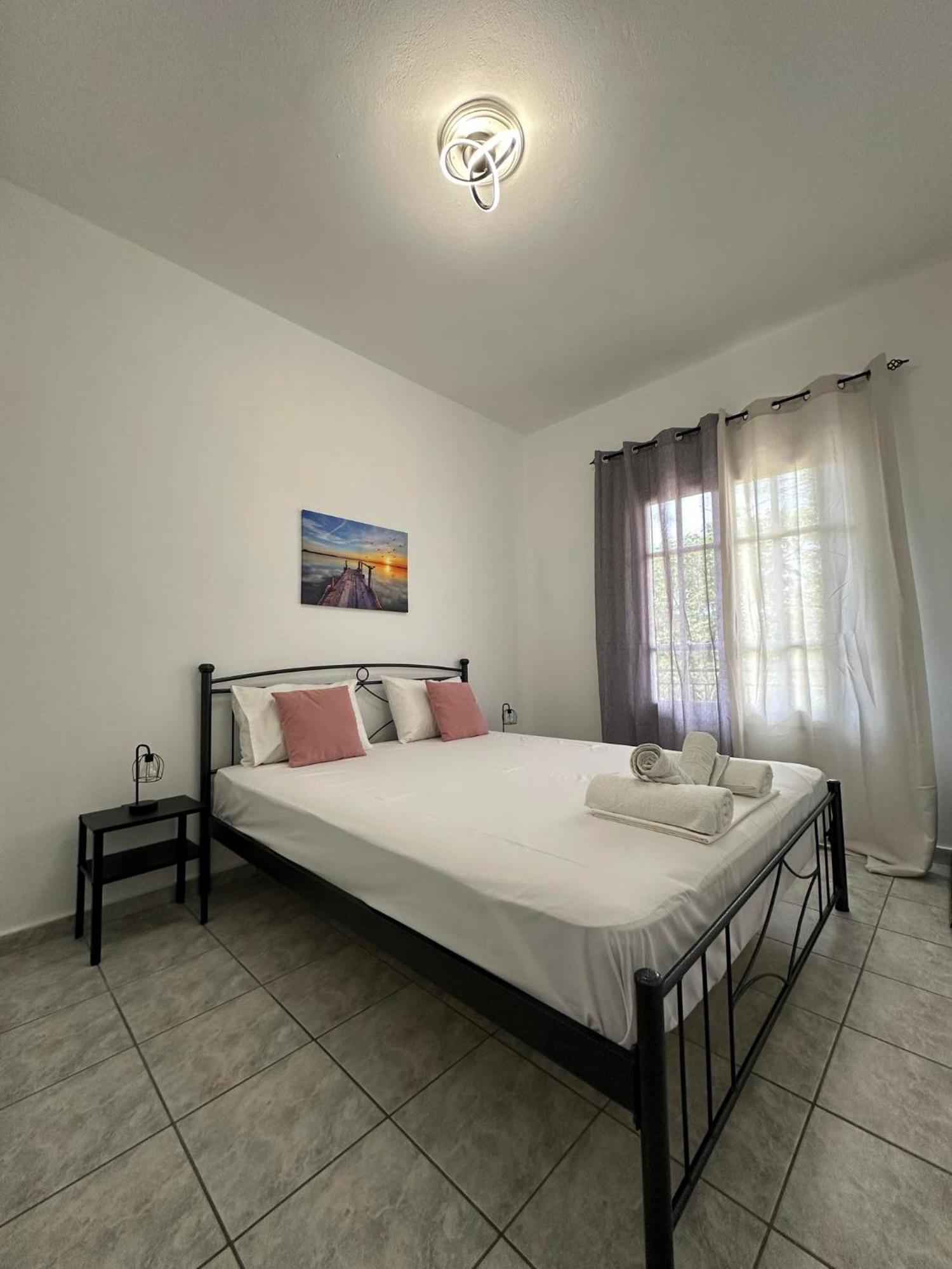 Ionian Luxury Apartments Perama  Eksteriør billede